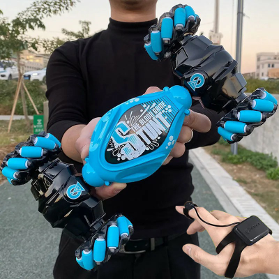 2022ใหม่4WD 1:16 Stunt RC รถ LED Light Gesture Induction Deformation Twist Climbing วิทยุควบคุมรถของเล่นอิเล็กทรอนิกส์