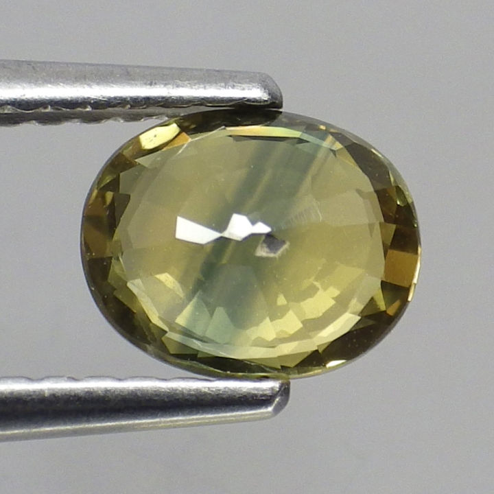 พลอย-แซฟไฟร์-บุษราคัม-แท้-ธรรมชาติ-natural-yellow-sapphire-1-25-กะรัต