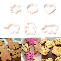 6PCs Plastic Cookie Sugar Crafts Mold Cartoon Animal Cake Moulds Cookie Cutter Stamp Pineapple Cake Kitchen Mould Tools