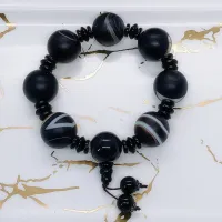 กำไลหินอาเกตบอสวานาสีดำ คลาสสิค Black Agate Boswana  ขนาด 20 มม.