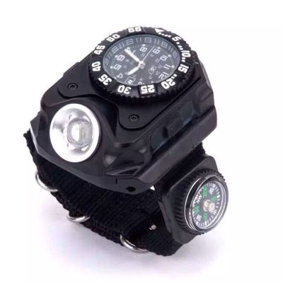 SELECTED ใหม่ ไฟฉาย นาฬิกา LED Q5 เข็มทิศยุทธวิธี แคมป์ปิ้ง กีฬากลางแจ้ง กันน้ำ โคมไฟข้อมือ