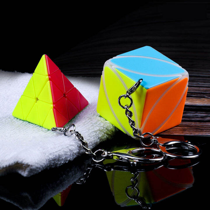 creative-key-chain-mini-3-3-small-vivid-color-magic-cube-children-educational-toy-ลูกบิด-รูบิคผึกสมอง-ทรงลูกบาศก์-ฝึกสมอง-เพิ่มไอคิว-ลื่น-ทน-รูบิค-พวงกุญแจรูบิค-รูบิคจิ๋ว