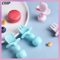 CXXP 2 sets ผลิตภัณฑ์สำหรับเด็ก 6 + เดือน ด้ามสั้นเว้านูน การให้อาหารทารก ชุดอาหารเด็กวัยหัดเดิน อุปกรณ์ให้อาหารอาหาร ช้อนส้อมซิลิโคนนุ่ม ส้อมฝึกเด็ก ชุดเครื่องใช้บนโต๊ะอาหารสำหรับเด็ก ช้อนป้อนอาหารเด็ก