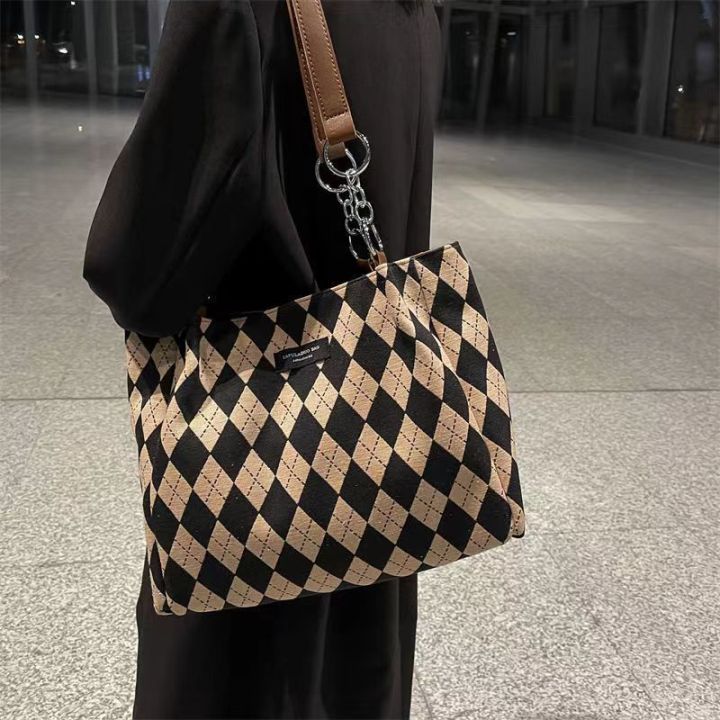 กระเป๋าความจุขนาดใหญ่สำหรับผู้หญิง-2023-ใหม่ร้อยชิ้นออกแบบผ้าใบชายหนุ่มเกาหลีกระเป๋าสะพายขนาดเล็กกระเป๋าสะพาย