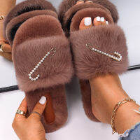 Women Furry Indoor Slippers Pearl Brooch Decor Fluffy Slides Platform Faux Fur Sandals Flat Flip Flops Designer Fashion Shoes