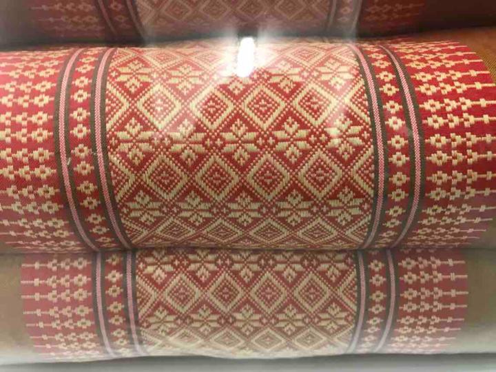 หมอนสามเหลี่ยมผ้าขิดขนาด-10-ช่อง-พร้อมเบาะที่นอน-2-พับ-สินค้าโอทอป-otop-สินค้าพื้นเมือง-ผ้าขิด-ผ้าไทย-ที่