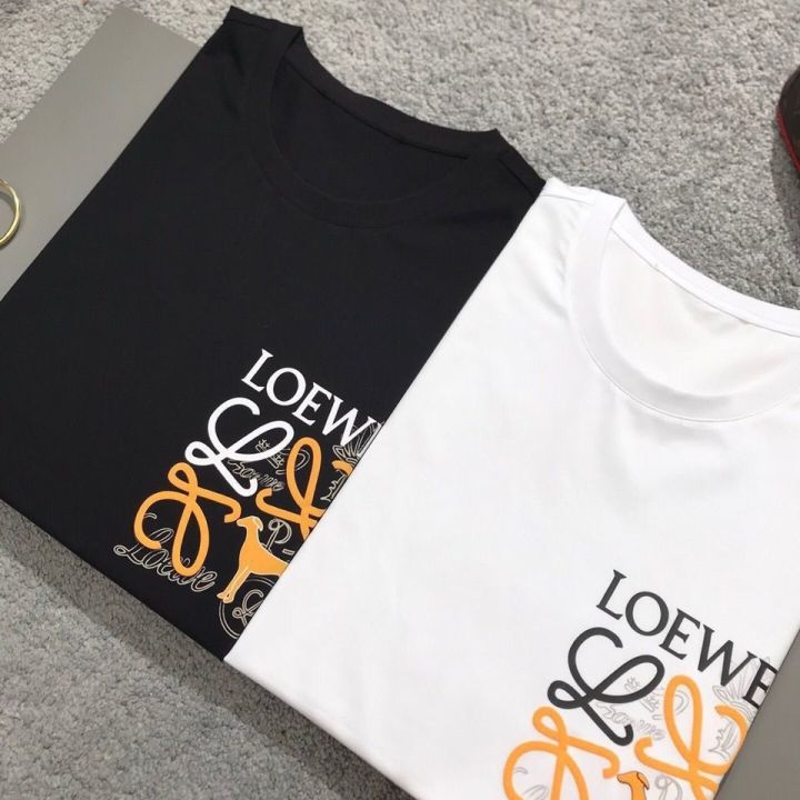 loewe-luo-yiwei-เสื้อยืดคู่รัก-ผ้าฝ้ายคอกลมแท้แขนสั้นเรียบง่ายและแฟชั่นหรูหราเข้ากับทุกชุด