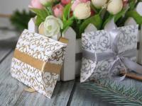 50pcs/lot Pillow Candy Box Kraft Paper Christmas Gift Packaging Boxes Candy Bags Xmas Wedding Favors Birthday Party Decorations
