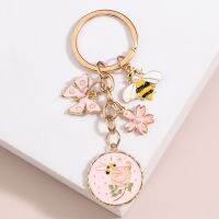 Cute Enamel Keychain Butterfly Honeybee Flower Key Ring Garden Key Chains Souvenir Gifts For Women Girls DIY Handmade Jewelry