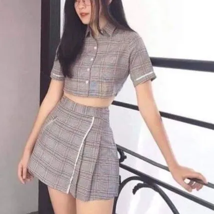 Sét váy xanh caro áo croptop hai dây  chân váy ngắn retro V54