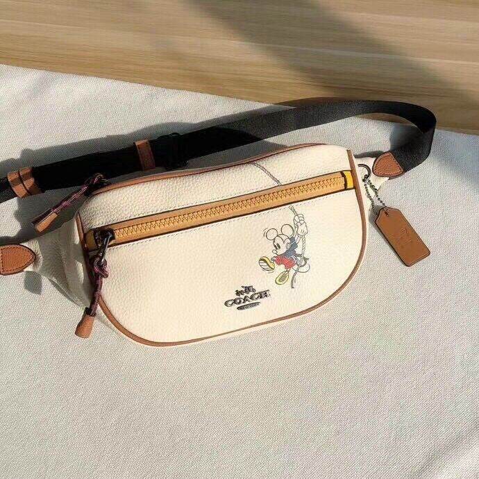 Bao tử COACH beltbag disney 