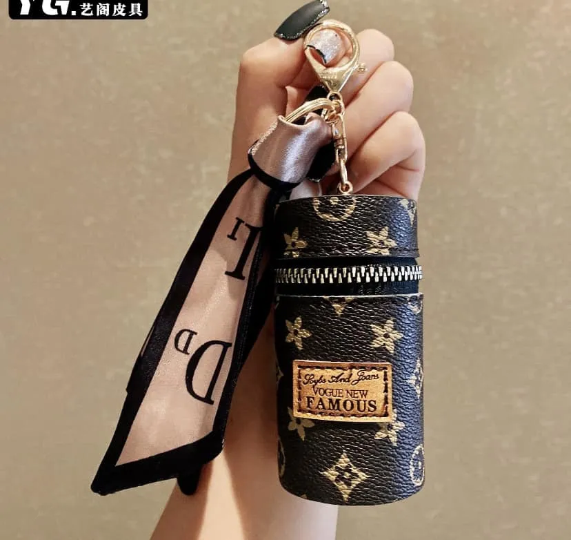Leather Luxury Leather Bucket Lipstick Bag Keychain Exquisite Personality  Storage Bag Pendant Accessories Key Ring Gift