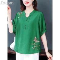 Womens summer new mid-mother shirt short-sleeved shirt fashionable large size cotton and linen embroidered all-match shirt V729