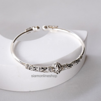 Siamonlineshop กำไลข้อมือสเตนเลส สตีล แกะสลักลงยา รุ่น siam-silbra0005 กำไลช้อมือผู้หญิง