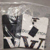 L OUIS VUITTON เสื้อยืดสไตล์ยุโรปและอเมริกา,เสื้อยืดคุณภาพสูงลายดอกไม้สี LV ใหม่จากอเมริกาสำหรับทุกเพศ