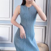 2023 Hot Miyake Dress Womens  Spring and Summer Ladylike A-Line Long Skirt Round Neck Sleeveless Slim Straight Pleated Skirt