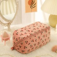 2023 Large Capacity Lazy Flat Cosmetic Bag Travel Portable PVC Waterproof Wash Container Makeup Cases 20x10x10cm