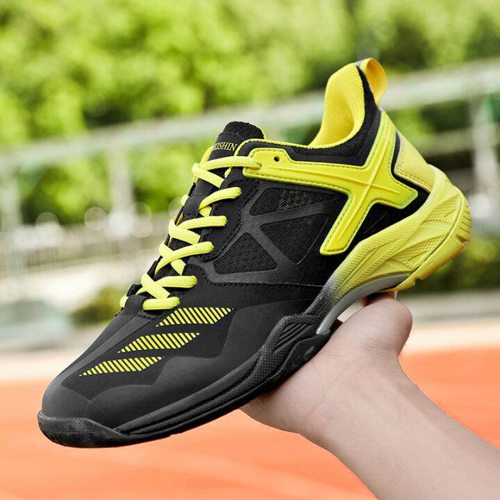 Lazada deals tennis shoes