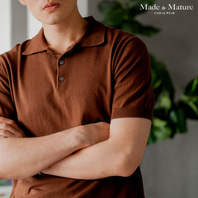 MadetoMature Button Knitted Short Sleeve Polo&nbsp; - เสื้อถักโปโล สีน้ำตาล