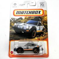 2023รถ Matchbox 1985 PORSCHE 911แรลลี่1/64โลหะตาย-หล่อรถยนต์ของเล่น