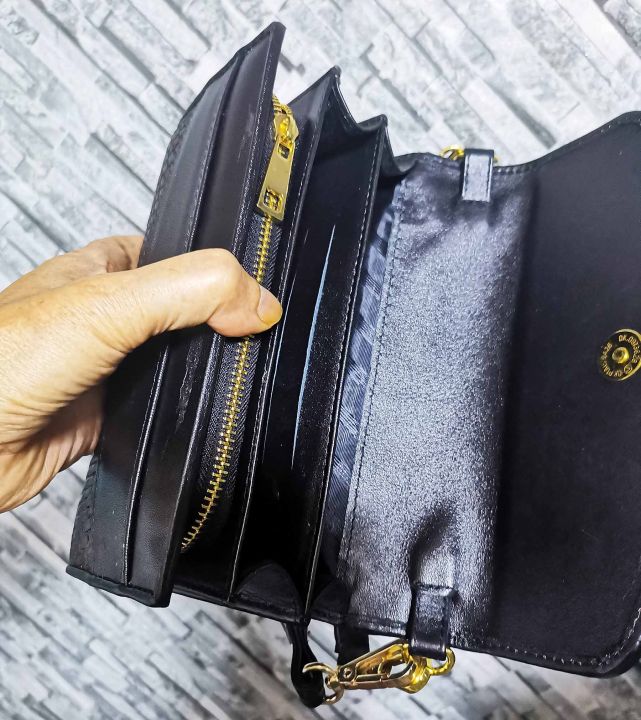 shoulder-bag-กระเป๋าสะพายของคุณสุภาพสตรี-หนังแท้ของแท้ใช้นานใช้ทน-สีดำ
