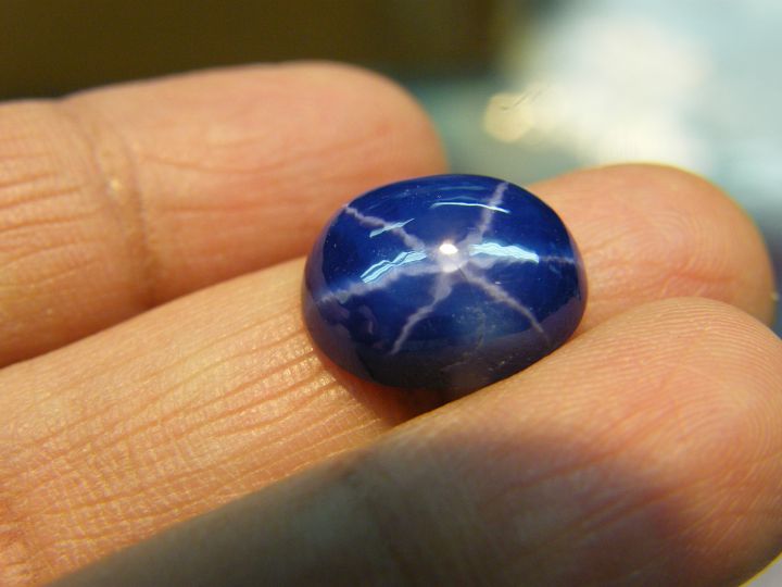 blue-sapphire-star-round-6-00-mm-blue-sapphire-color-round-shape-1-pieces