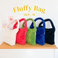 [พร้อมส่ง] Fluffy bag Size:M กระเป๋าขนนุ่ม สะพายไหล่ 5 สี งานผลิตในไทย ใส่ไอแพดได้