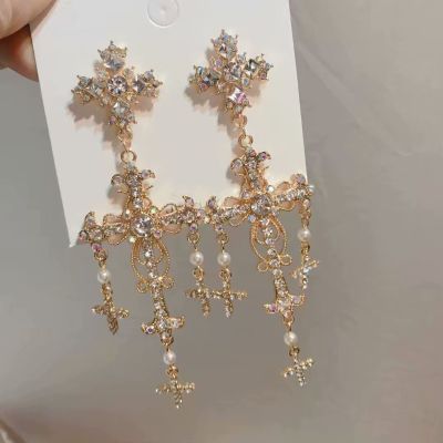 ชุดดรีมบาร็อคดรีมเลเซอร์เพชรสวยอลังการแบบเต็มวังต่างหูงานแต่งงานสุดหรูBaroque dream series dream laser diamond gorgeous full cross palace style earrings elegant luxury wedding earrings