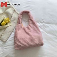 MOJOYCE ฤดูใบไม้ร่วงฤดูหนาวไหล่กระเป๋าถือ Soft Plush ผู้หญิงแฟชั่น Shopper กระเป๋า Fluffy Furs Rhombus รูปแบบแบบพกพาสำหรับสุภาพสตรี Girl