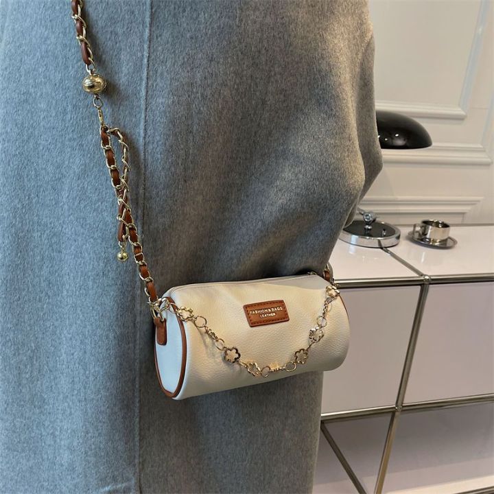 ออกแบบกระเป๋าถือสุภาพสตรีขนาดเล็ก-2023-แฟชั่นใหม่กระเป๋าสะพายไหล่ฤดูร้อนความรู้สึกพรีเมี่ยมโซ่หมอนกระเป๋า