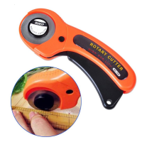 Rotary Cutter คัทเตอร์ โรตารี่ วงกลม ขนาดใหญ่ 45 mm ตัดผ้า หนัง กระดาษ