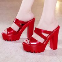 Ultra high heels, thick heels, and sandals for women in 2023. New style for external wear: patent leather fish mouth, thick sole, waterproof platform, one line anti slip slippers