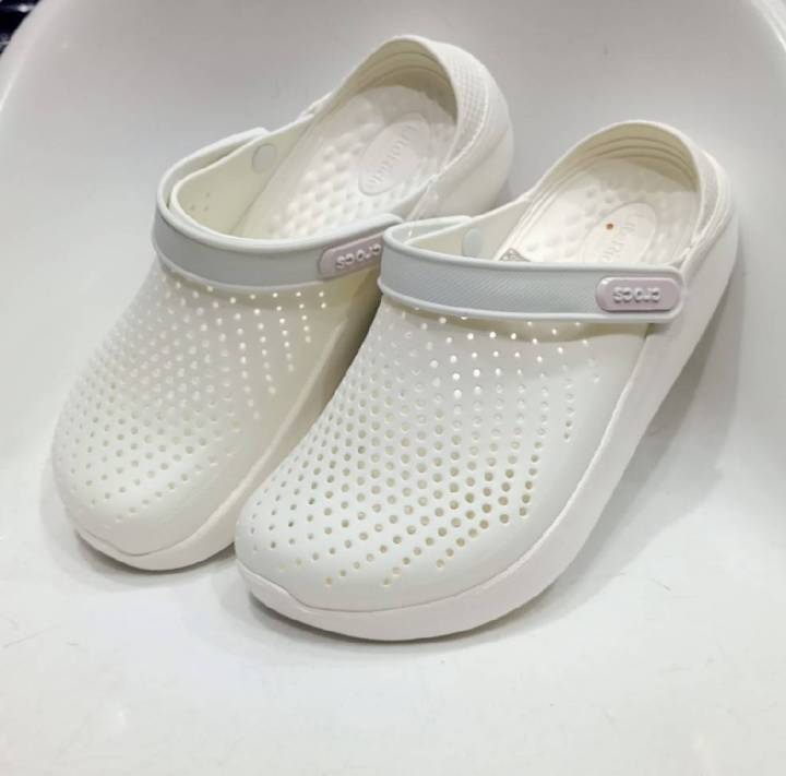 รองเท้าหัวโต-crocs-lite-ride-m4-m11-สีขาว