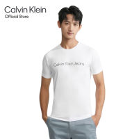 CALVIN KLEIN เสื้อยืดผู้ชายทรง Slim  รุ่น J320931 YAF - สีขาว