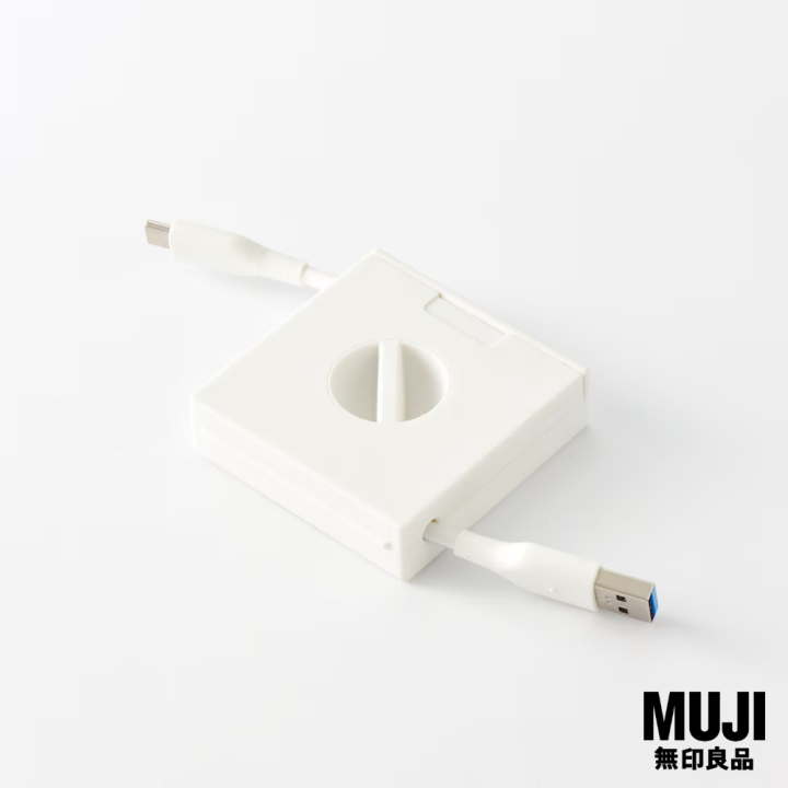 มูจิ ที่เก็บสายชาร์จพร้อมฐานตั้งโทรศัพท์ MUJI PP Cable Case with