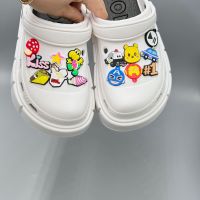 หัวเข็มขัด Crocs Jibbitz 14ชิ้น/เซ็ตสวยงามเครื่องประดับพีวีซีรูปการ์ตูนน่ารักที่ถอดออกได้สำหรับ Crocs