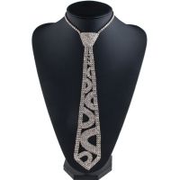 Women Glitter Faux Crystal Rhinestone Neck Tie Luxury Diamond Jewelry Necklace Collar with Adjustable Chain Wedding Banquet Club