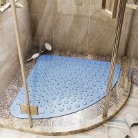 【LZ】 Hotel Toilet Fan-shaped Suction Cup PVC Floor Mat Shower Room Sector Bath Mat Home Bathroom Non-slip Mat Circle Shower Mat