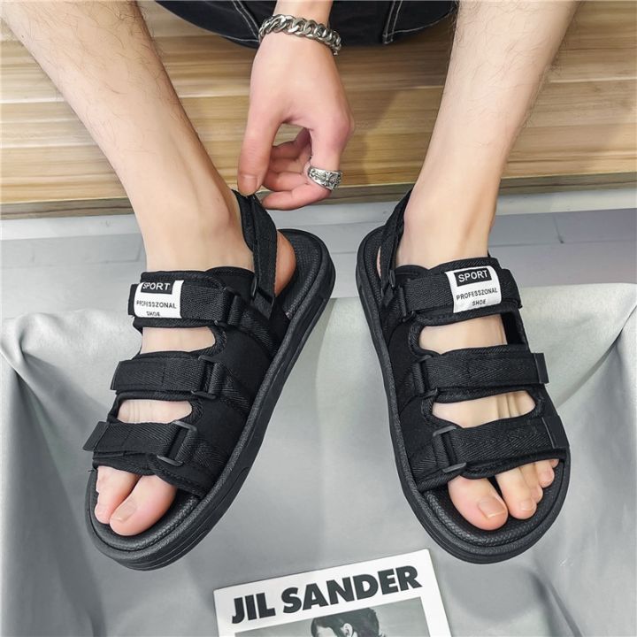 male-model-of-summer-wear-sandals-driver-slippery-wear-resisting-breathable-summer-mens-sports-leisure-beach-sandals