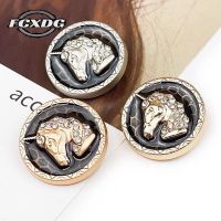 10pcs/lot Vintage Metal Sewing Buttons for Coat Fashion Unicorn Design Rhinestone Buttons for Clothing 25mm Big Button Cardigan