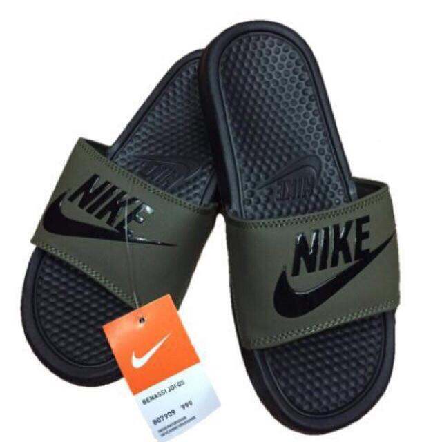 nike slippers foam