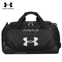 Under Armour duffel bag ความจุมากเหมาะสำหรับการพกพา ท่องเที่ยว กีฬา กระเป๋ายิม กระเป๋าสัมภาระ.