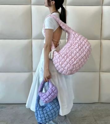 ✻ In the summer of 2023 the new han edition cos clouds niche fold dumplings package large capacity tote bags commuter inclined shoulder bag