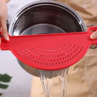 1PC Plastic Drain Basket Wash Rice Filter Leakproof Baffle Funnel for Jars Kitchen Gadget Pot Side Drainer Kitchen Accessories