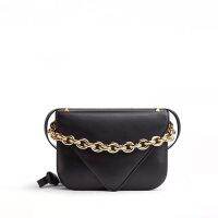 New Free Shipping Designer Shoulder Bag Smooth Leather Flap Crossbody Bag Ladies Multi Pockets Small Square Chain Purse