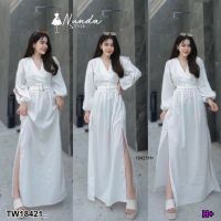 TT18421 เดรสยาวแขนผ่า คอวี ผ่าแหวกหน้า + เข็มขัด .Long dress, sleeves, V-neck cut, front cut + belt ..