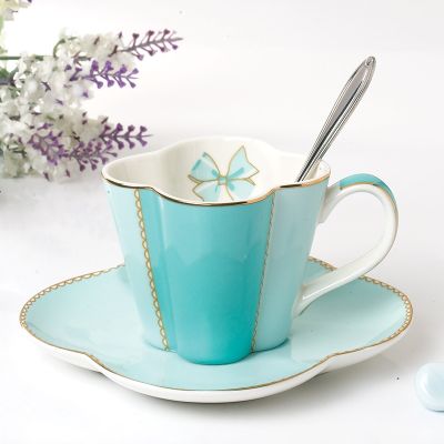 Ceramic Tea Cup and Saucer Set Designer Bone China Coffee Cup Porcelain Afternoon Black Tea Cup Set Coffeeware Set