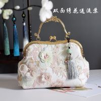 Hot selling Beining national style lace mouth gold bag cheongsam Hanfu womens ancient embroidered beaded gauze Messenger