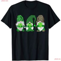 ราคาต่ำสุด!!อะนิเมะ ผู้ชาย เสื้อยืด Women Gnomes Graphic Tee Tops ST. Patricks Day T-Shirts Clover Lucky Green Color Ho  MKCG