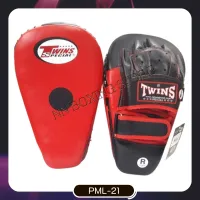 Twins Special Focus mitts punching pads PML-21 Red-Black  Genuine Leather MMA K1เป้ามือทวินส์ สเปเชี่ยล ทรงโค้ง สีเเดง-ดำ หนังเเท้ สำหรับเทรนเนอร์